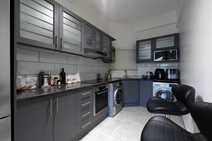 2 Bedroom Property for Sale in Cape Town City Centre Western Cape